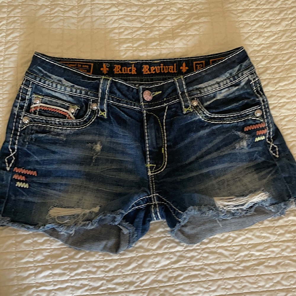 Rock Revival shorts